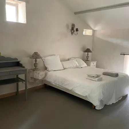 La Croix Des Granges Bed and breakfast