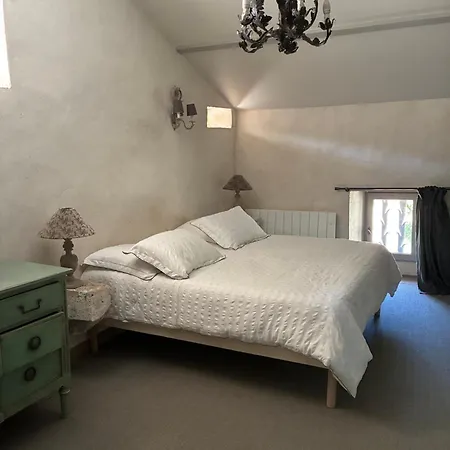 La Croix Des Granges Bed & Breakfast 3*